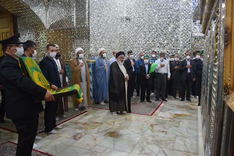 تجلیل از خادمان آستان امامزاده عبدالله(ع) بافق توسط سفیران امام رئوف(ع)