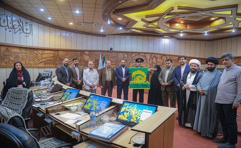 نشست سفیران کاوران زیر سایه خورشید با اعضای شورای اسلامی شهر یزد